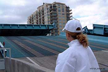 w021jill_bridge